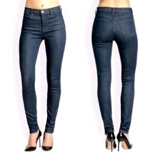 Like New. J Brand Super Skinny Serpentine Jeans.